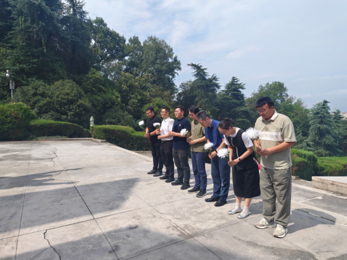 烈士紀(jì)念日3 烈士紀(jì)念日3